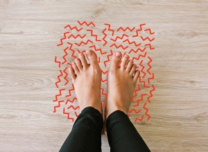 Cách Đứng Lâu Không Mỏi Chân – Ngừa Đau Xương Khớp