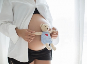 Bệnh trĩ sau sinh có tự khỏi không? Nguyên nhân và cách chữa bệnh trĩ sau sinh