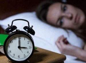 Cảnh báo những hệ lụy khôn lường do mất ngủ mãn tính gây ra.
