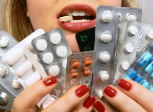 Bệnh cao huyết áp liệu có nên dùng thuốc tây không? Thuốc Tây có những lợi và hại gì?