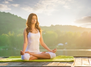 3 lợi ích “kì diệu” của yoga đối với người huyết áp thấp, bạn nên thử ngay.