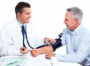 Bản tin y tế: Tăng cường chỉ đạo công tác phòng, chống dịch trong giai đoạn giao mùa