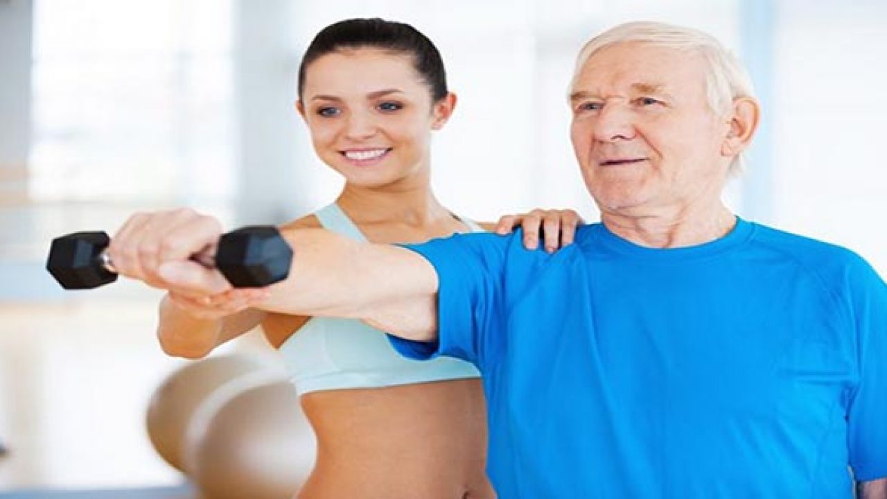 4 động tác đơn giản phòng chống đột quỵ hiệu quả