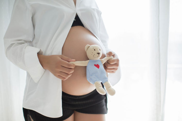 Phụ nữ khi mang thai bị đau dạ dày thì phải làm sao?