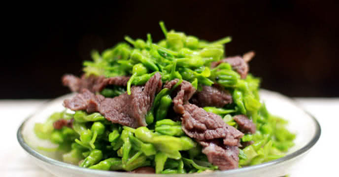 Dùng lá thiên lý chữa bệnh trĩ liệu có hiệu quả như lời đồn