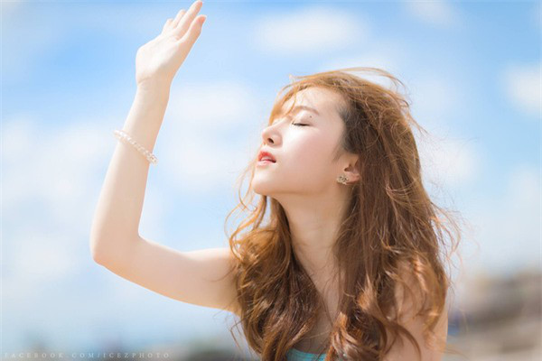 Do tác hại từ ánh nắng mặt trời