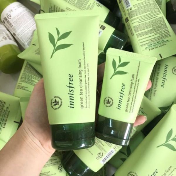 Sữa rửa mặt chiết xuất trà xanh innisfree