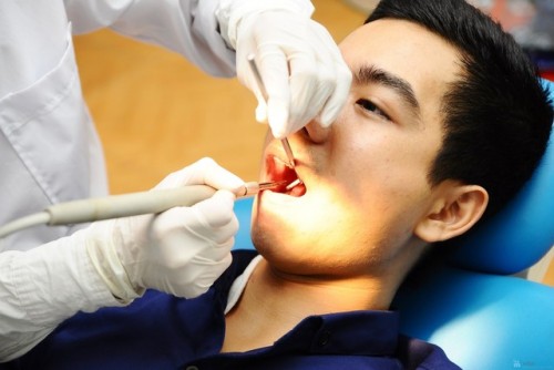 Điều trị khớp xương hàm bằng nắn chỉnh