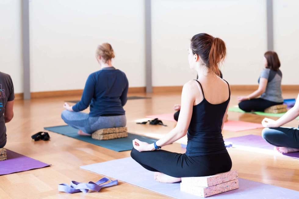 Tập yoga giúp cơ thể tốt và dẻo dai hơn